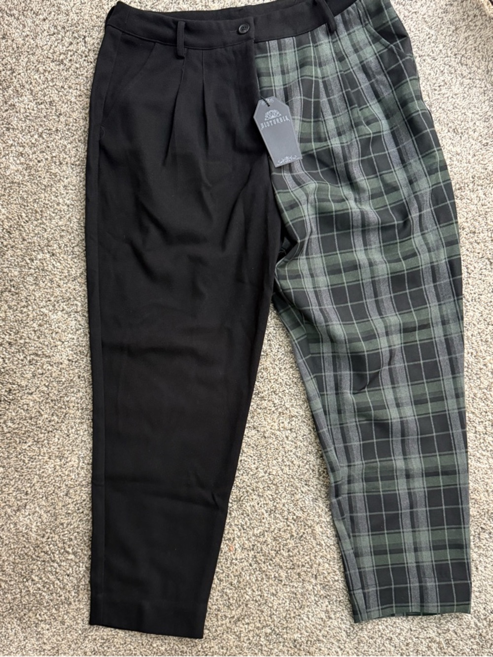 Disturbia nwt checkmate tapered trousers US 10 womens pants